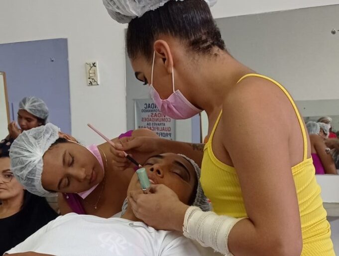 33e410cf-65e9-4b9b-9e1b-b66205db7541