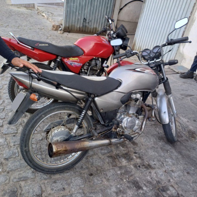 3f61bb23-a9c4-4650-9c27-b7853672db50