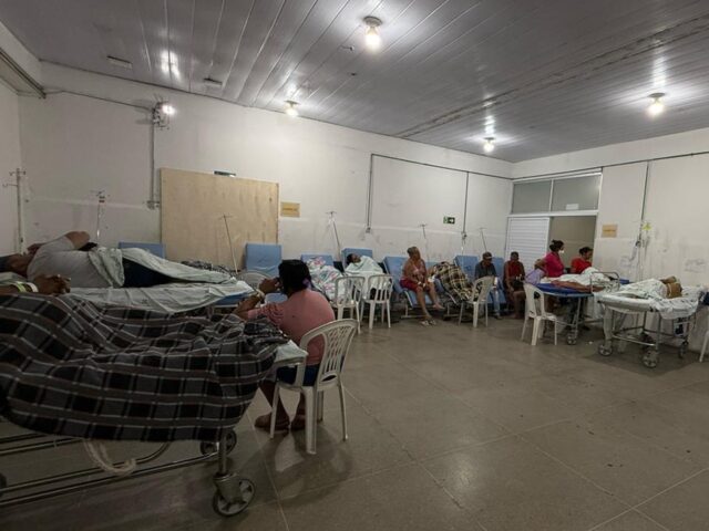 Um-dos-momentos-do-pronto-socorro-duramte-plantao-do-final-de-semana-no-Hospital-de-Patos