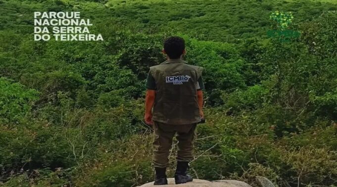 fc92137e1bdb9a9eba0f00c1857e57f3