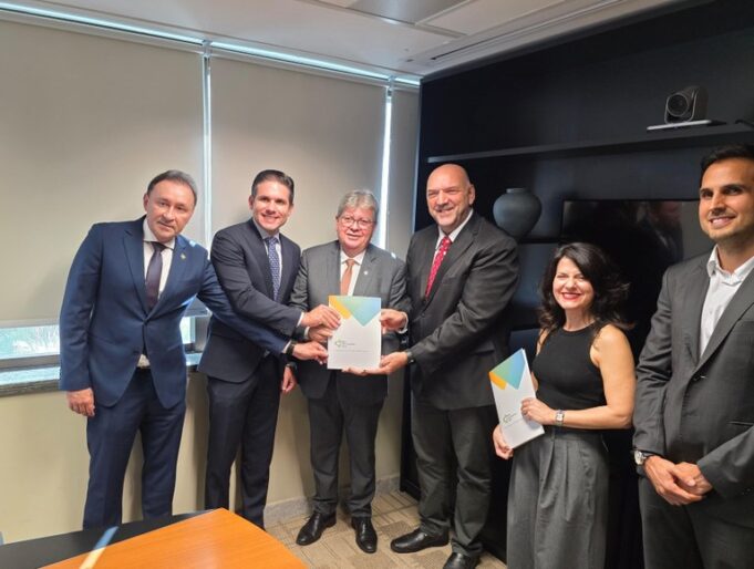 b2ec7405-b572-43c4-879c-3c91c0dbba23