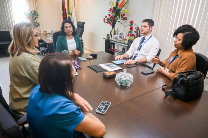 19 09 25 Participa de Reunião com a perita do Mecanismo Estadual de Prevenção e Combate à Tortura na Paraíba,Jaíne Araújo.-Pauta Apresentação da nova gestão do Comitê (4)