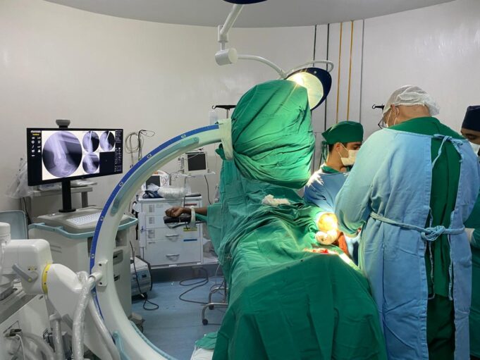 Uma-das-47-cirurgias-realizadas-neste-final-de-semana-no-Hospital-de-Patos