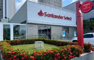 Santander abre vagas na Paraíba para especialistas em seguros e consórcio com salário a partir de R$ 7,3 mil