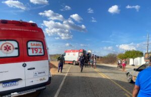 Casal fica em estado grave após colisão entre motos entre Patos e São José de Espinharas