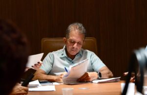 Nabor garante reajuste acima do piso nacional para os professores