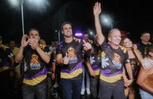 Lucas Ribeiro acompanha monitoramento das forças de segurança e participa da abertura do Carnaval de Patos