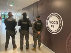 Chefe de organização criminosa do RN é preso enquanto fazia turismo em praia em João Pessoa