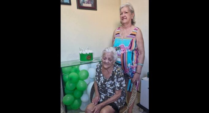 Maria Constância da Costa e Ivaneide da Costa