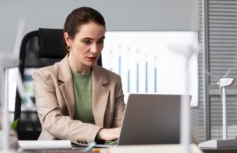 eSocial doméstico: os erros mais comuns que empregadores cometem e como uma empresa especializada evita