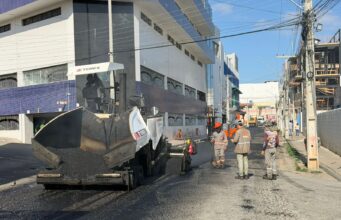 Prefeitura de Patos inicia recapeamento asfáltico na Rua Vereador Joaquim Leitão
