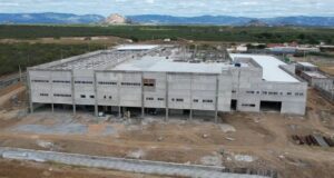 Hospital de Trauma de Patos alcança 53% de execução de suas obras. Vídeo