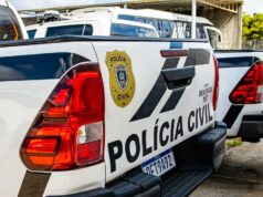 Homem joga panela de feijão quente na esposa e é preso por violência doméstica em Princesa Isabel