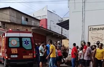 Dois jovens ficam feridos em acidente envolvendo carro e moto em Catolé do Rocha