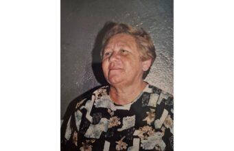 Convite missa de 1º Aniversário por alma de Inês Nunes de Souto