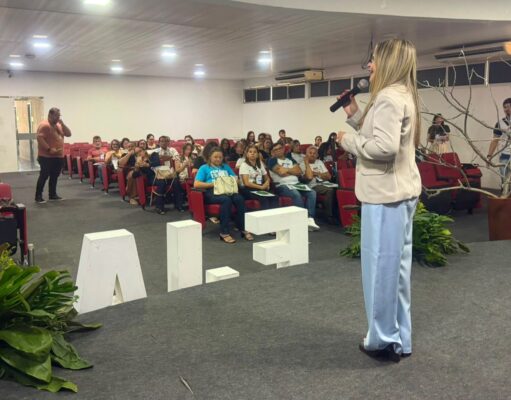 Patos sedia II Fórum de Partilha da EJA e se destaca com inovação tecnológica e qualificação profissional